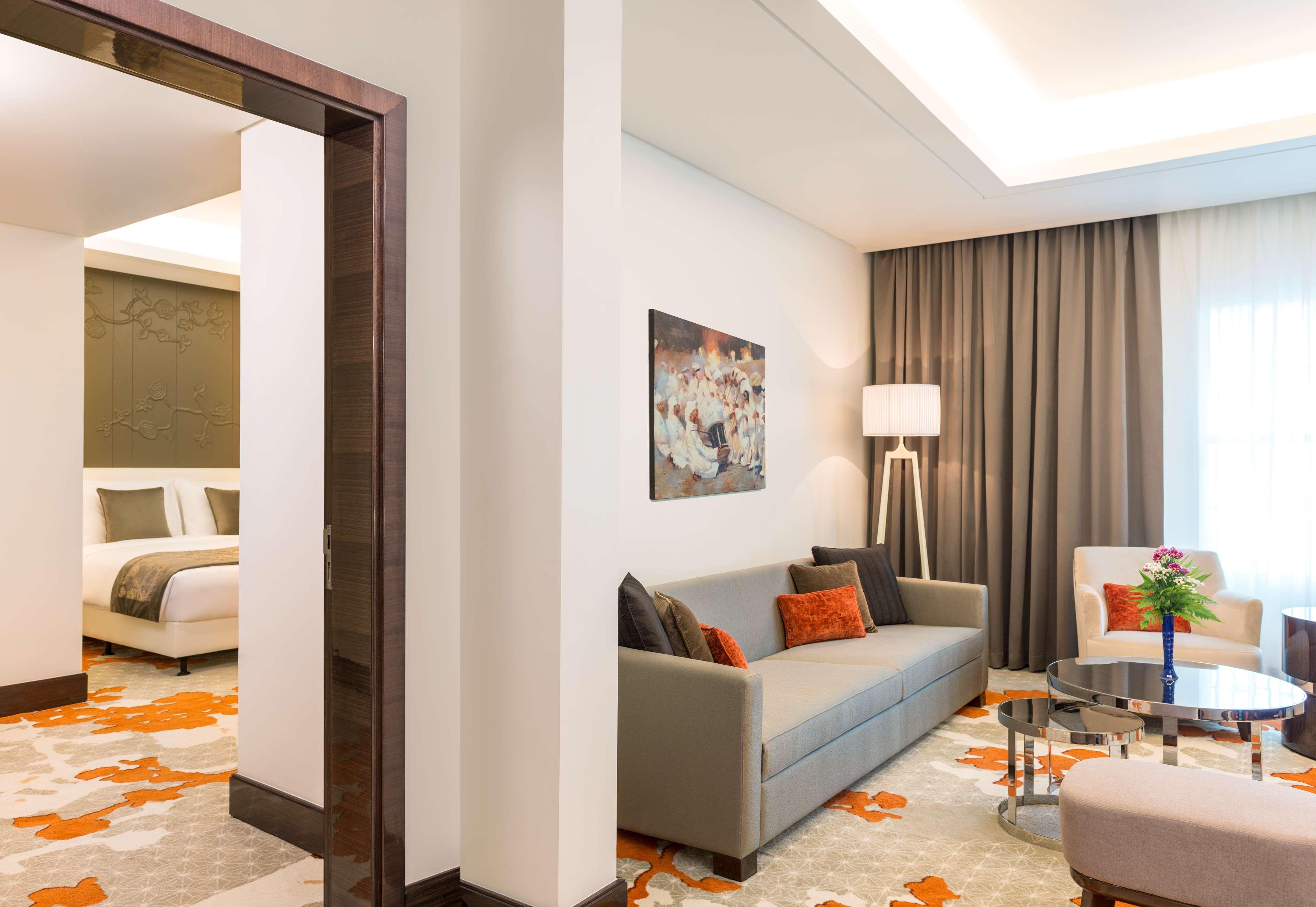 Radisson Blu Hotel, Ajman Exterior foto Suite